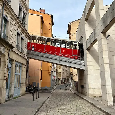 Daire Centre Du Vieux - 4 Personnes *